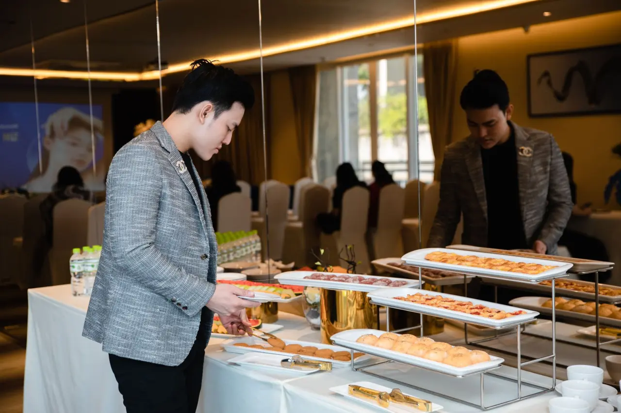工业托盘与仓储箱的材质对比及耐用性分析