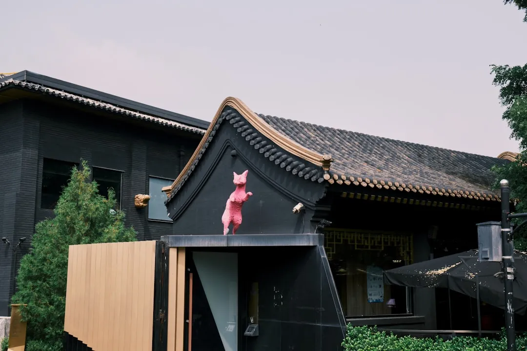 重庆制造企业如何选择高强度工业托盘与周转筐